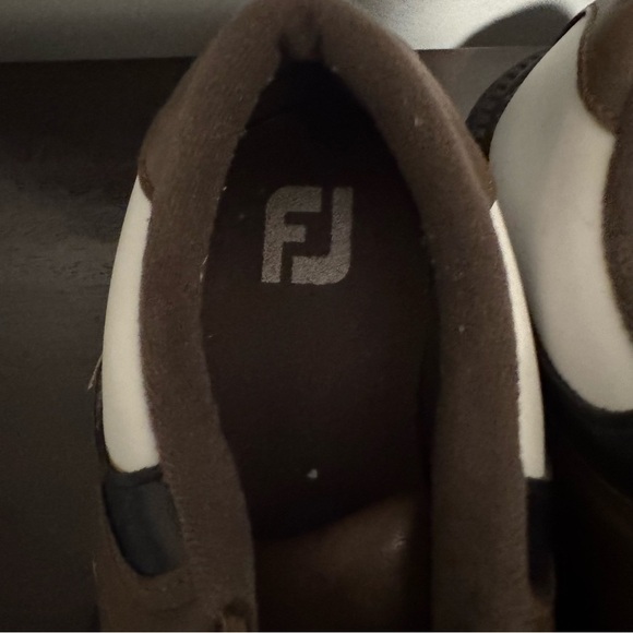 FootJoy Men's White and Brown Golf Shoes - Picture 3 of 5